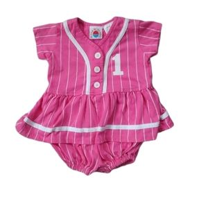 ✨Runaround Pink Baseball Theme Bodysuit, 9m